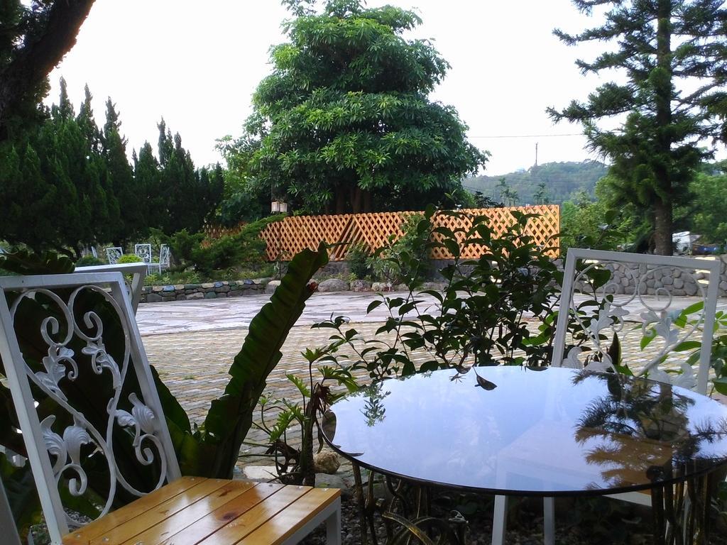 Tai Yu Ju Bao Fang B&B Luye Exterior photo
